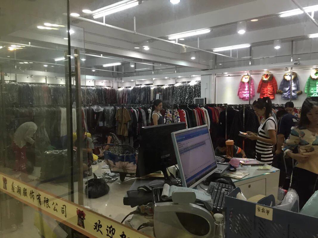 炒雞店門(mén)頭裝修店內(nèi)圖_服裝店裝修_服裝淘寶店裝修素材